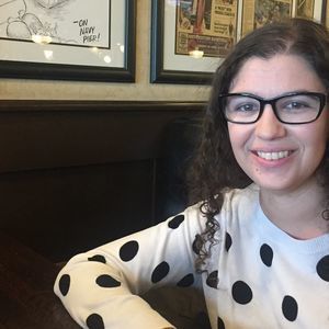 Meet your Posher, Elyse